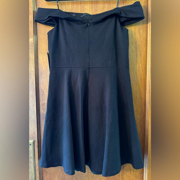 NWT Lulu’s Season of Fun Black Off-the-Shoulder Skater Dress- -XL - Picture 4 of 6